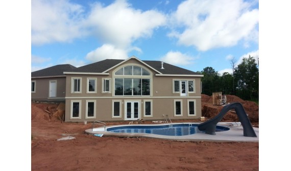Stucco home, back yard, Kings county